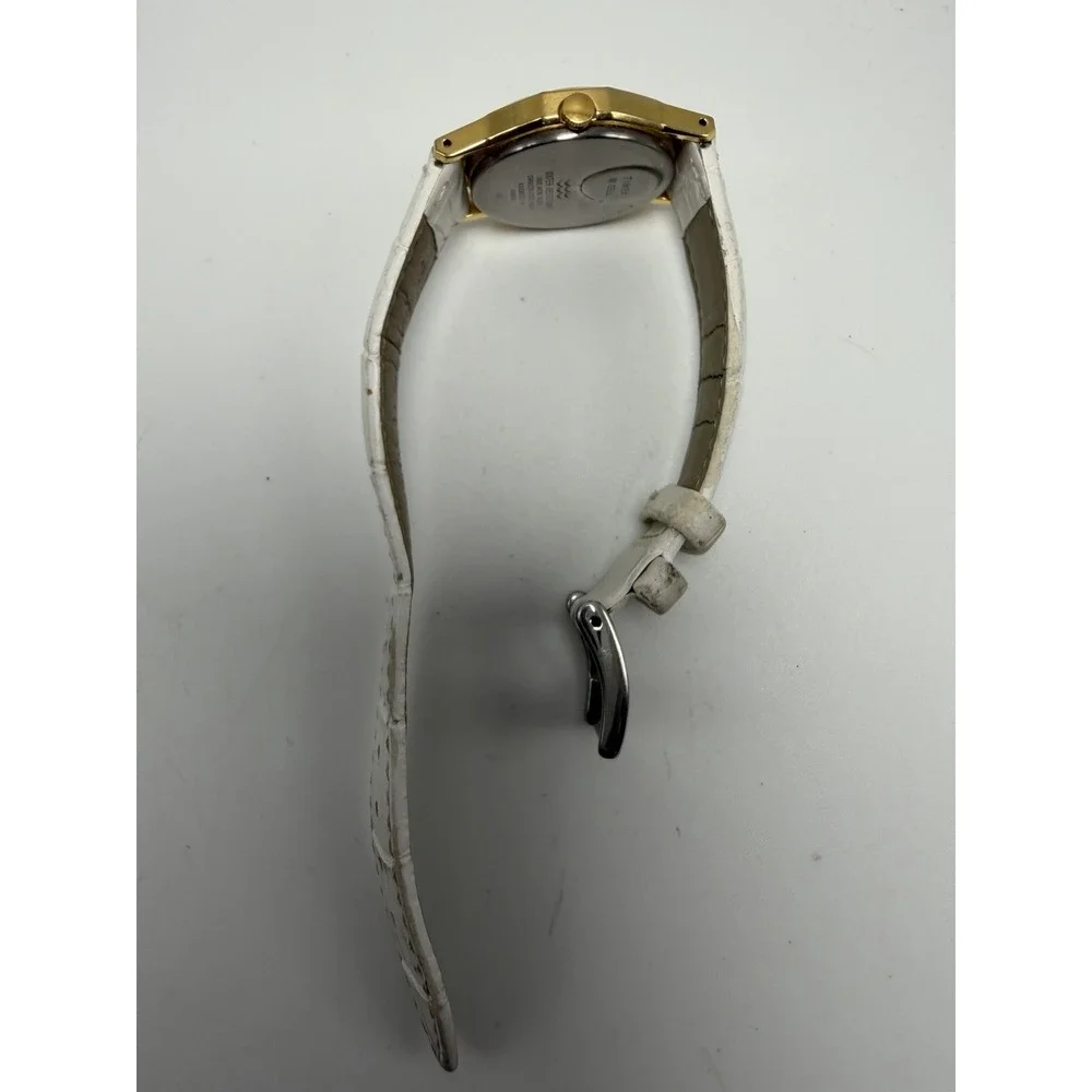 Timex Ladies Watch New Battery 1988 Vintage 31MM 8
